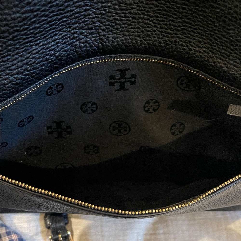 Tory Burch Taylor Black Crossbody Bag - Picture 7 of 7